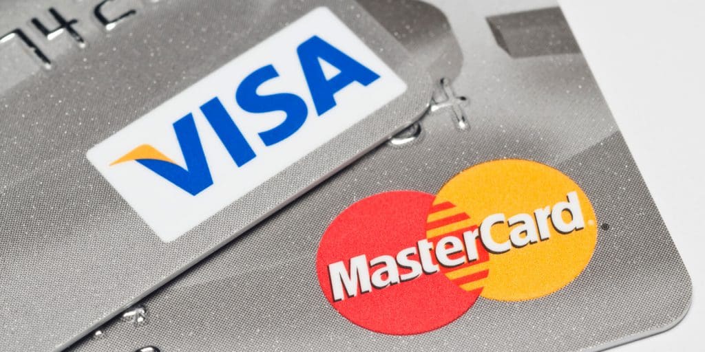 difference between visa and mastercard